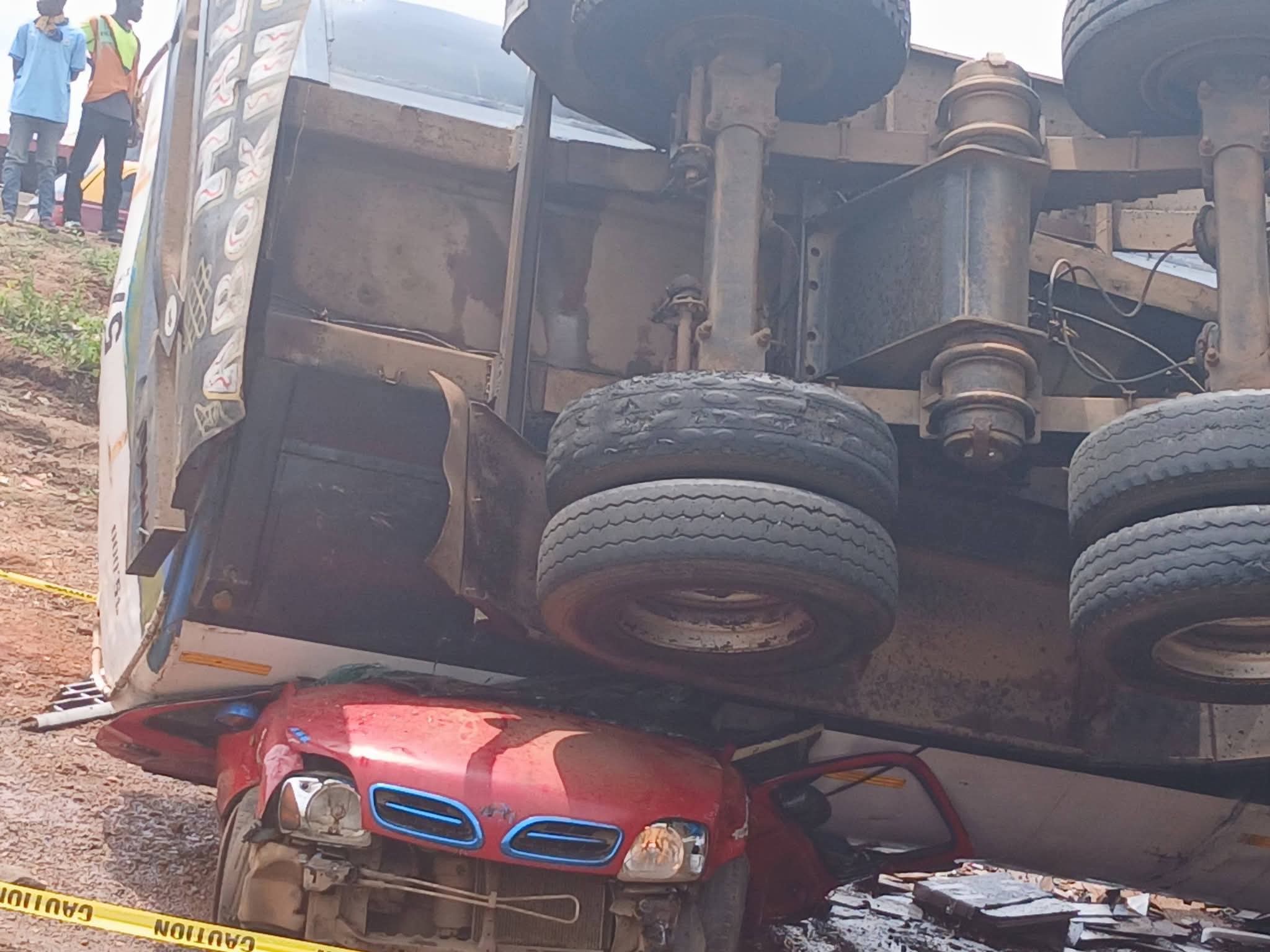 Five Feared Dead in Diesel Tanker Crash in Ibadan
